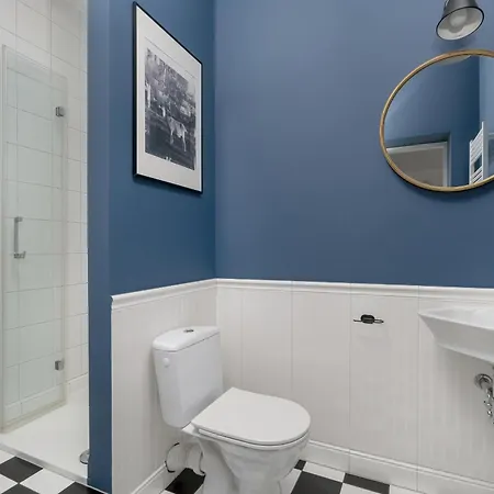 Cozy & Elegant Studio With Netflix Old Town By Renters Poznan