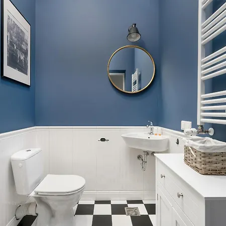 Apartment Cozy & Elegant Studio With Netflix Old Town By Renters Poznan