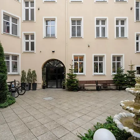 Apartment Cozy & Elegant Studio With Netflix Old Town By Renters